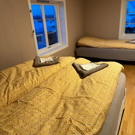 Huset I Den Lykkelige Gaten Сasa de vacaciones Elverum